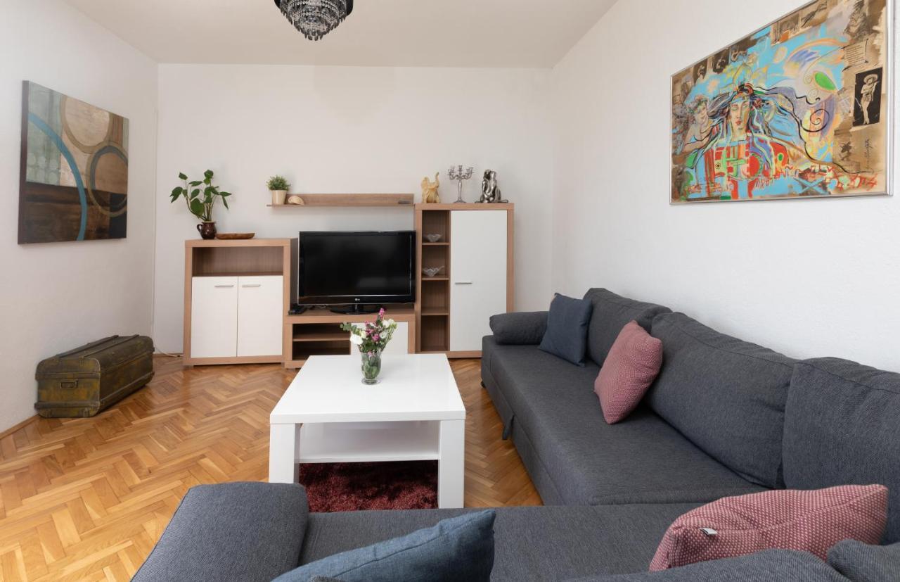 פודגורה Beach Apartment Estelle מראה חיצוני תמונה