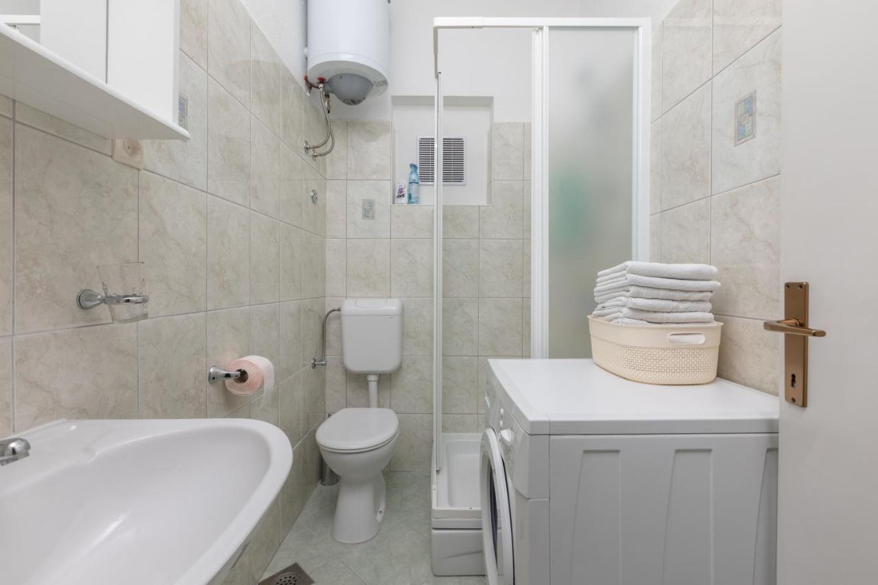 פודגורה Beach Apartment Estelle מראה חיצוני תמונה